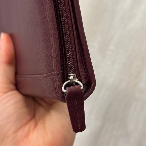 Elegant Burgundy Jewelry Organizer - Picture 7 of 10